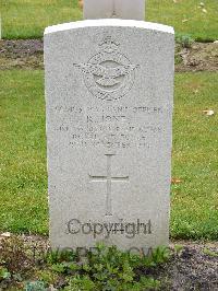 Reichswald Forest War Cemetery - Jones, Raymond